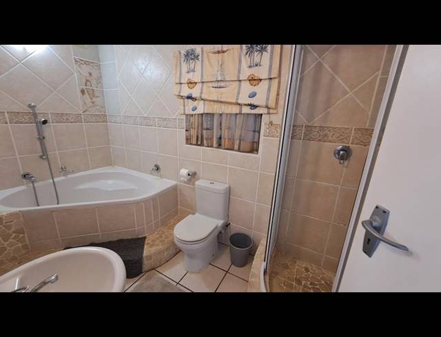 3 BEDROOM APARTMENT FOR SALE IN MANABA BEACH